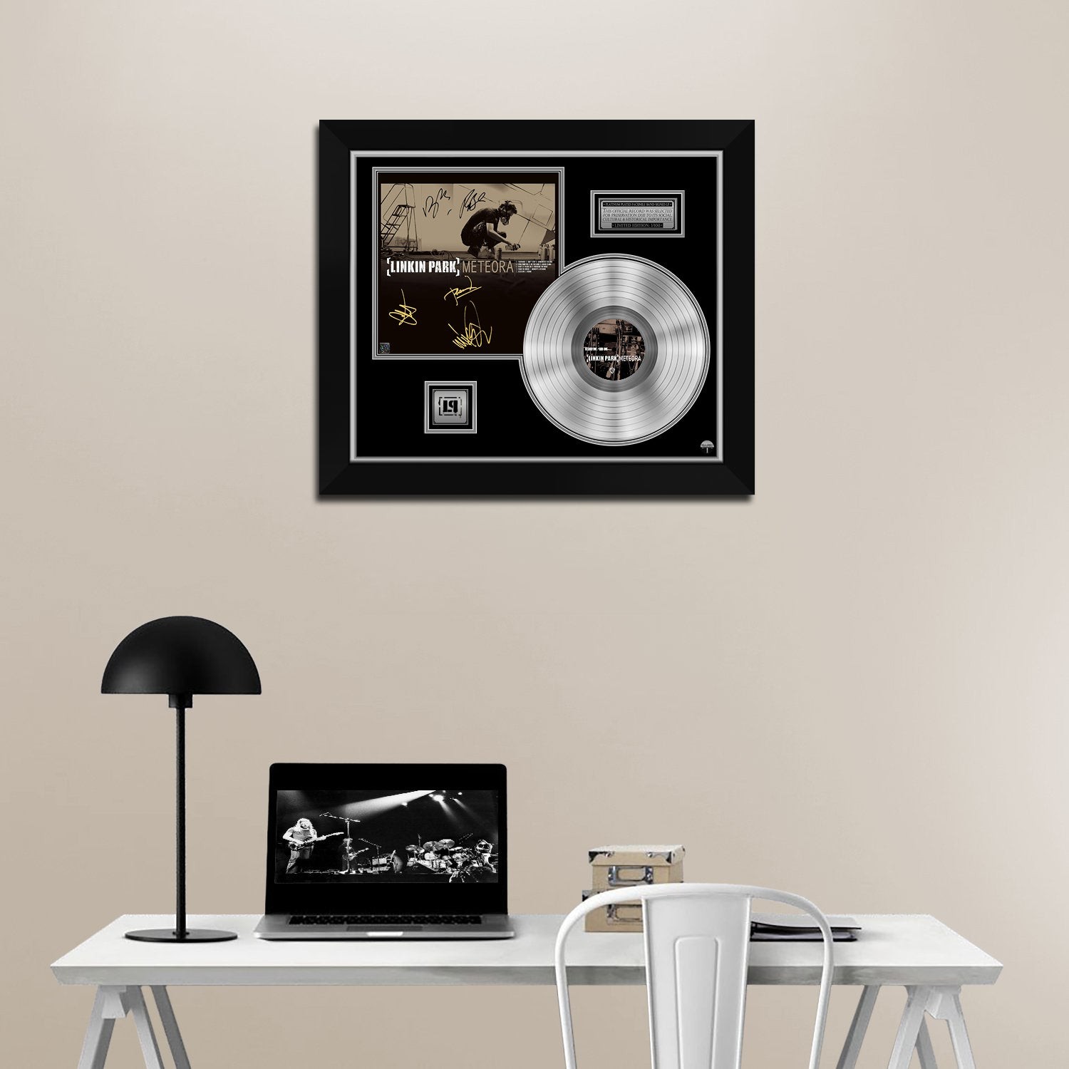 Linkin Park - Meteora Platinum LP Limited Signature Edition Custom Frame