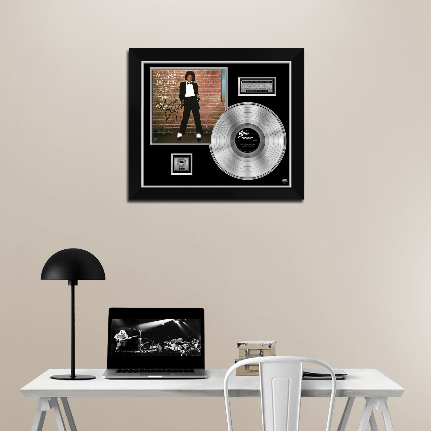 Michael Jackson - Off the Wall Platinum LP Limited Signature Edition Custom  Frame