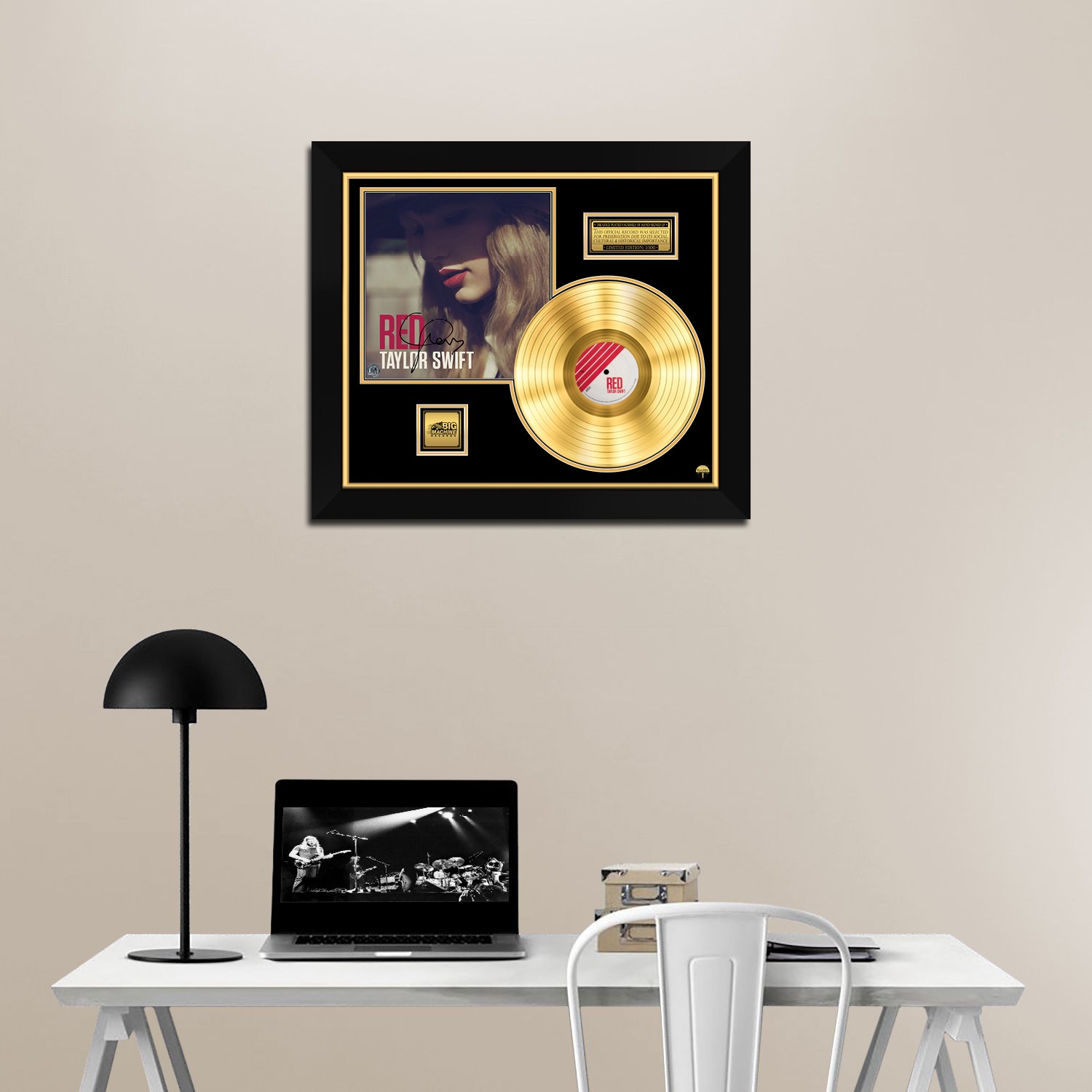 Taylor Swift - Red Gold LP Limited Signature Edition Custom Frame