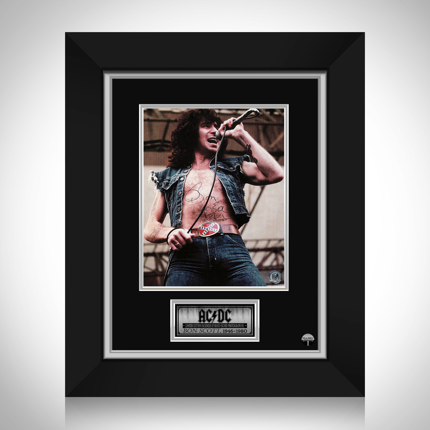 AC DC Bon Scott Memorial Legend Photo Limited Signature Edition AC DC Bon Scott Memorial Legend Photo Limited Signature Edition